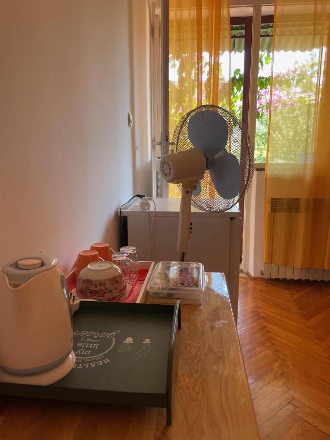 ילסה Hvar Guesthouse - Double Bedroom With Private Bathroom מראה חיצוני תמונה