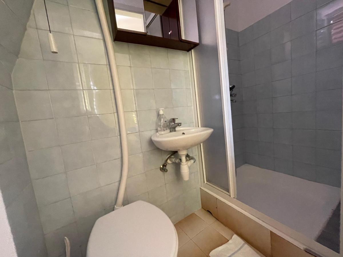 ילסה Hvar Guesthouse - Double Bedroom With Private Bathroom מראה חיצוני תמונה