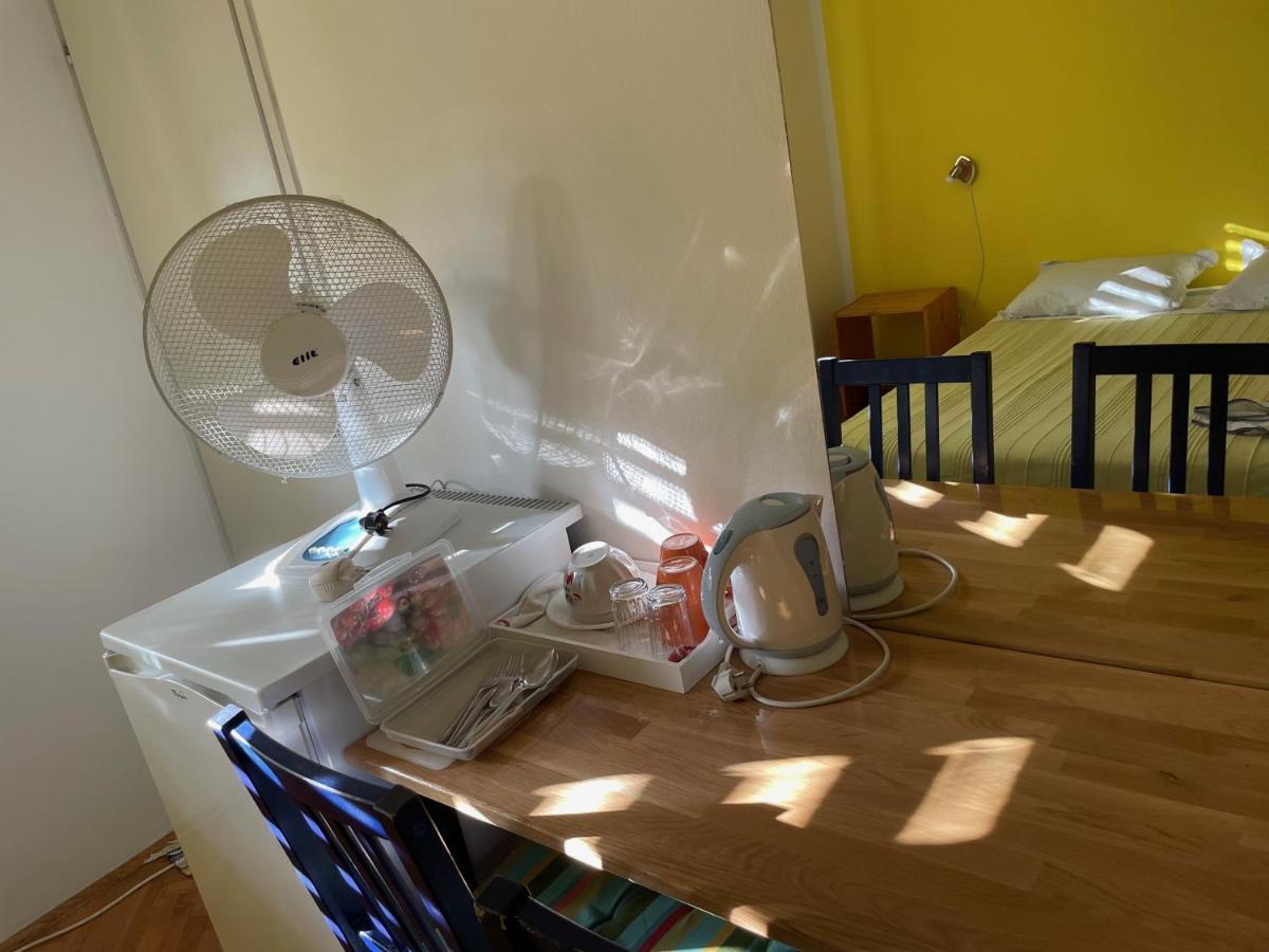 ילסה Hvar Guesthouse - Double Bedroom With Private Bathroom מראה חיצוני תמונה