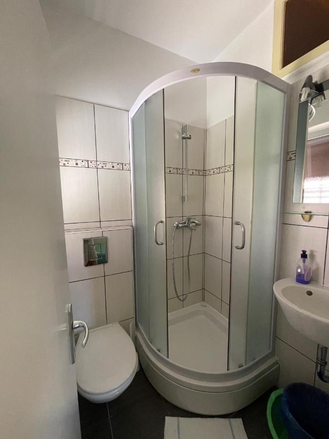 ילסה Hvar Guesthouse - Double Bedroom With Private Bathroom מראה חיצוני תמונה