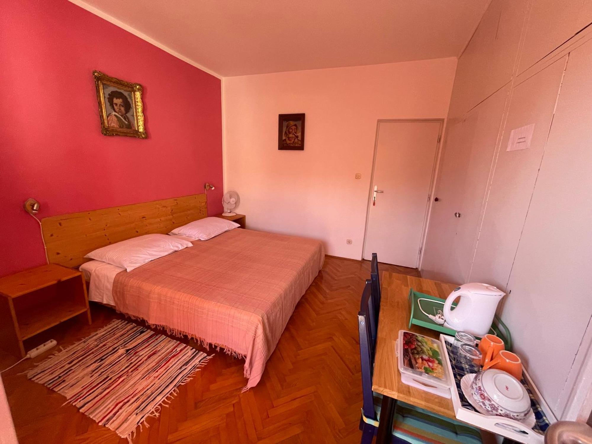 ילסה Hvar Guesthouse - Double Bedroom With Private Bathroom מראה חיצוני תמונה