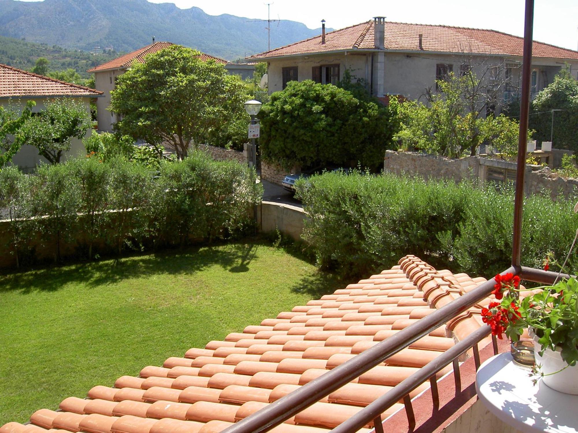 ילסה Hvar Guesthouse - Double Bedroom With Private Bathroom מראה חיצוני תמונה