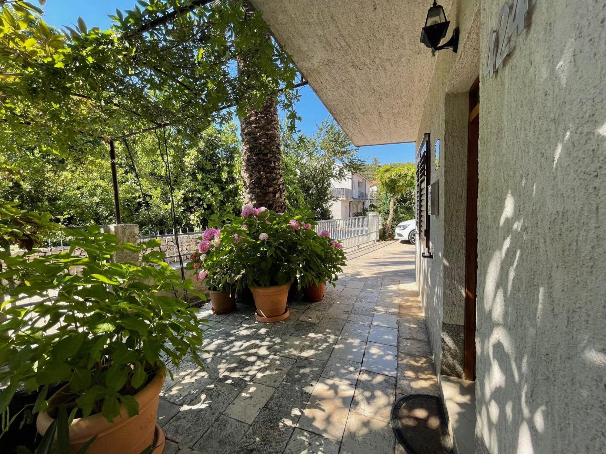 ילסה Hvar Guesthouse - Double Bedroom With Private Bathroom מראה חיצוני תמונה